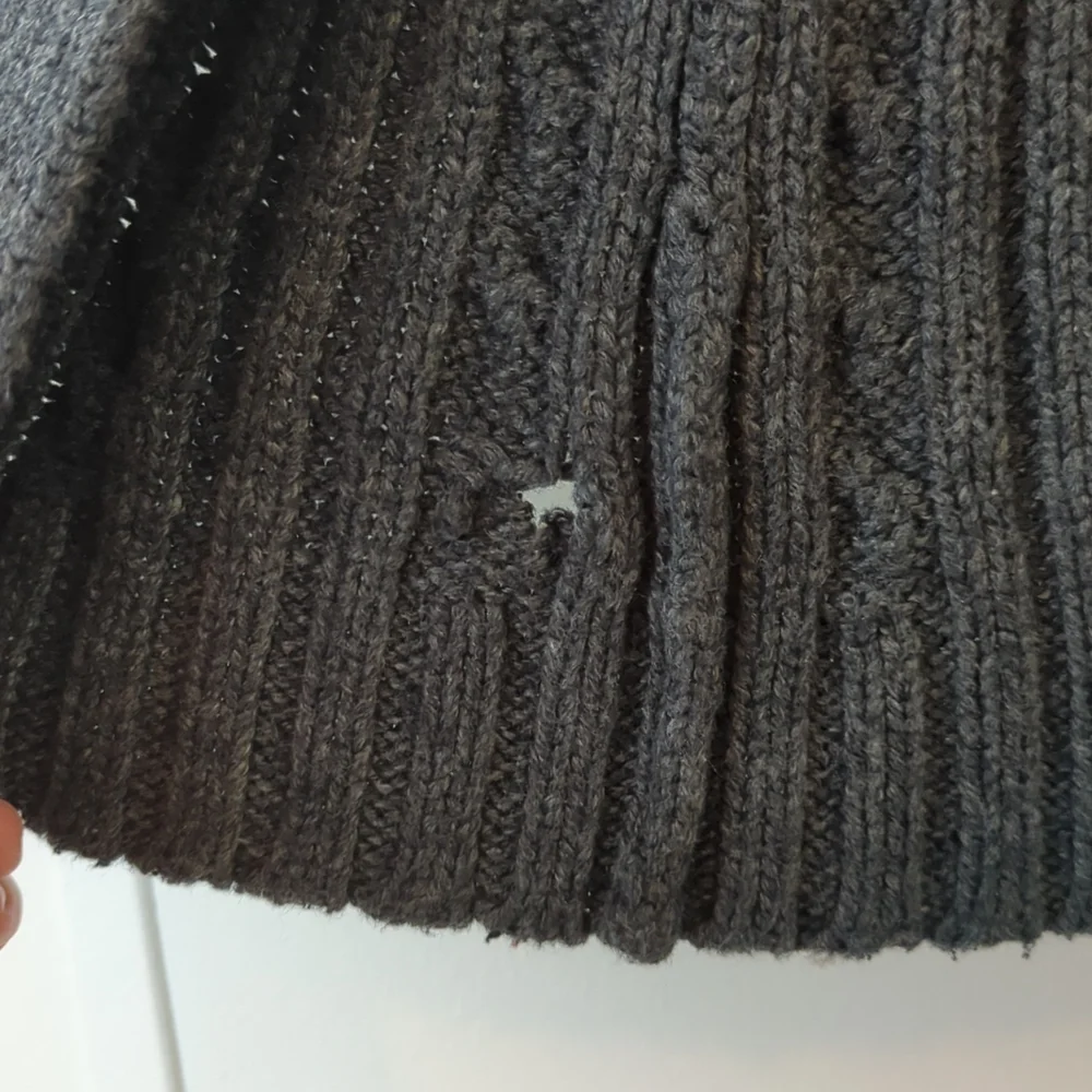 Long wrap sweater - Picture 7 of 11